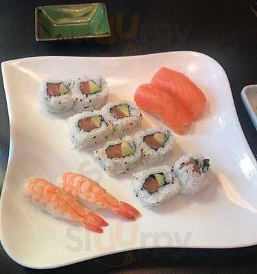Tokyo Sushi