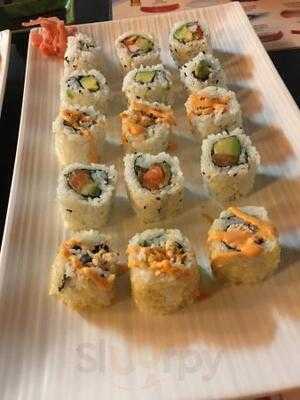 Tokyo Sushi