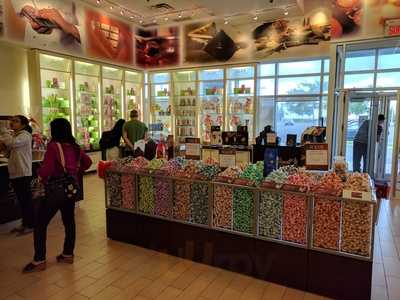 Lindt Chocolate Shop