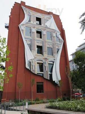 The Flatiron: A Firkin Pub