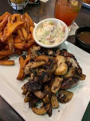 Wendel Clark's Classic Grill & Bar