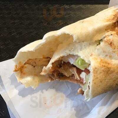 La Pita Halal Shawarma & Grill