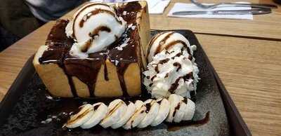 Sulmida Dessert Cafe