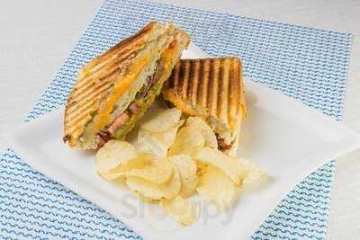 Bombay Chaat And Paan House