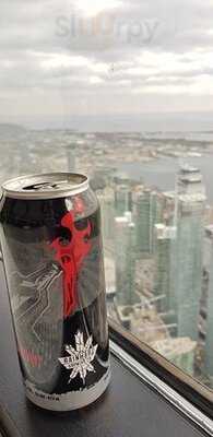 Le Cafe At The Cn Tower