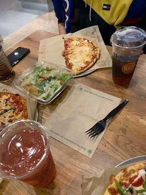 Blaze Pizza