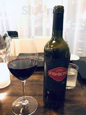 Fishbone Kitchen + Bar