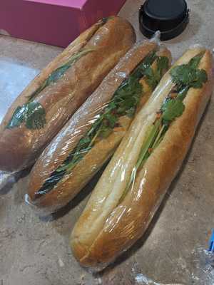 Nhon Hoa Sandwich Bar