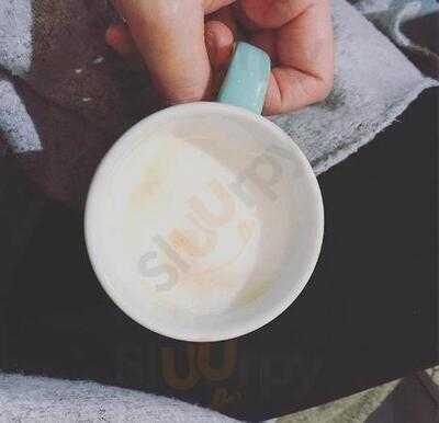 Cafe Myriade - Dominion Square