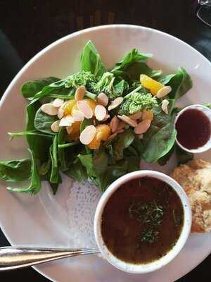 Lady Of The Lake Shop, Cafe & Pub