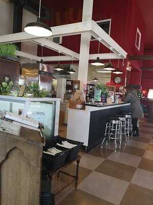 Lady Of The Lake Shop, Cafe & Pub