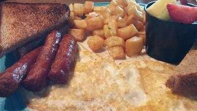 Broadway Bar & Grill