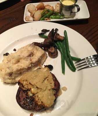 The Keg Steakhouse + Bar - Aurora