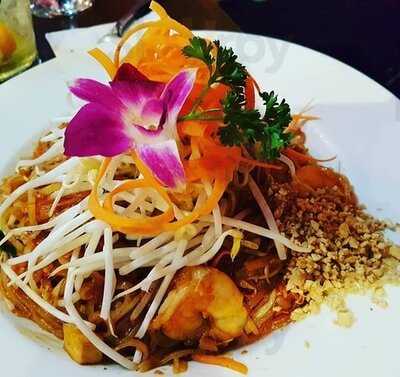 Ban Chok Dee Thai Restaurant-maple Ridge