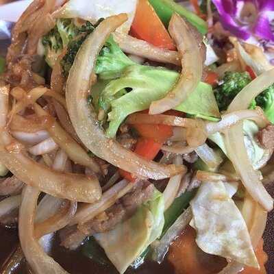 Ban Chok Dee Thai Restaurant-maple Ridge