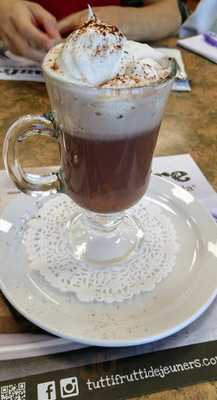 Tutti Frutti Dejeuners