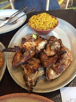 Nando's Calgary 17th Ave