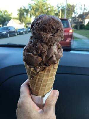 Stop 26 Ice Cream & More