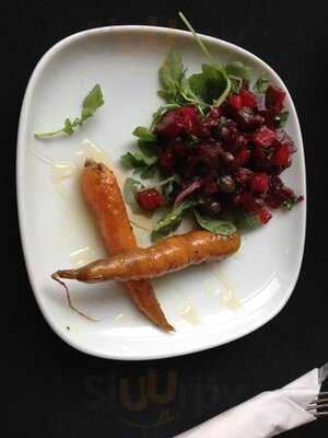 Morgane Bistro & Pub