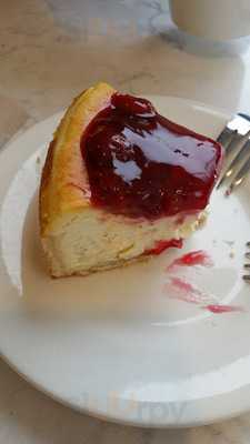 Second Cup Coffee Co. Featuring Pinkberry Frozen Yogurt