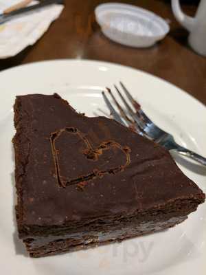 Second Cup Coffee Co. Featuring Pinkberry Frozen Yogurt