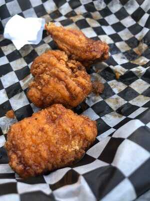 Parks & Rec Gastropub And Sports Bar