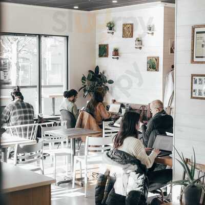 Cafe Hubert Saint-jean