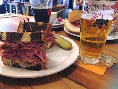 Corned Beef House Aurora