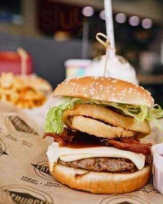 Fatburger & Buffalo's Express