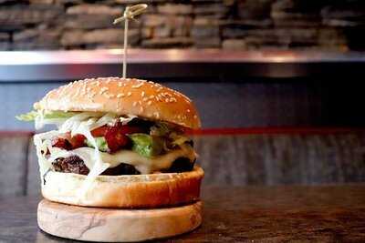 Fatburger & Buffalo's Express