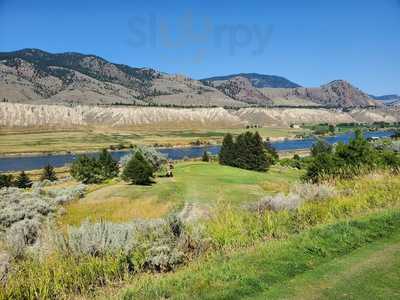 Pineridge Golf Course