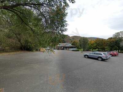 Pineridge Golf Course