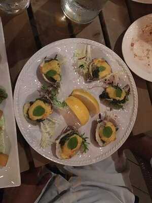 Aw Shucks Seafood Bar & Bistro