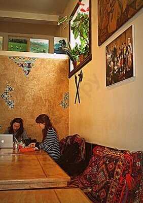 Byblos Le Petit Cafe