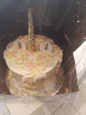 Coconut Heaven Cake Shop & Cafe