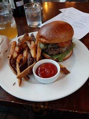 Aria Food And Spirits