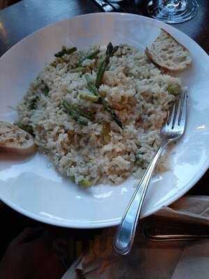 Aria Food And Spirits