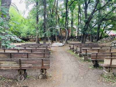 Crow's General Store
