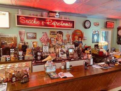 Crow's General Store