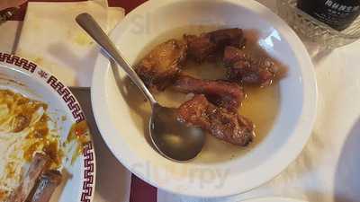 Red Sail Restaurant & Tavern