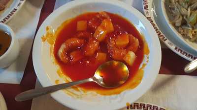 Red Sail Restaurant & Tavern