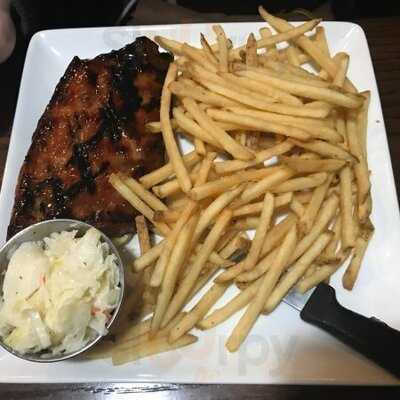 Shoeless Joe's Sports Grill