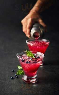 Shoeless Joe's Sports Grill