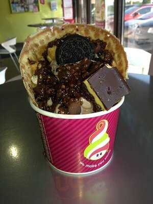 Menchie's Frozen Yogurt