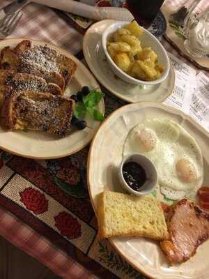 Old Town Bake Shop In The Mcgregor-cowan House