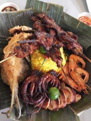 Manny's Grill And Silog