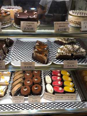 Manzano European Bakery