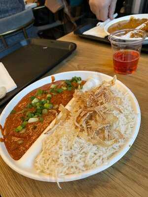 Tiffin Curry And Roti House