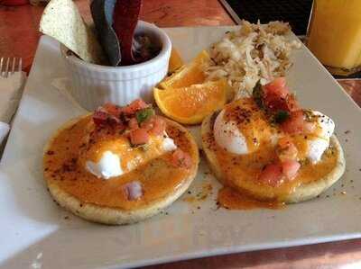 Mikey's On 12th Avenue