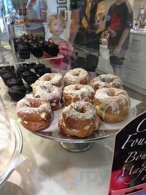 Simplement D Liche Cupcakes